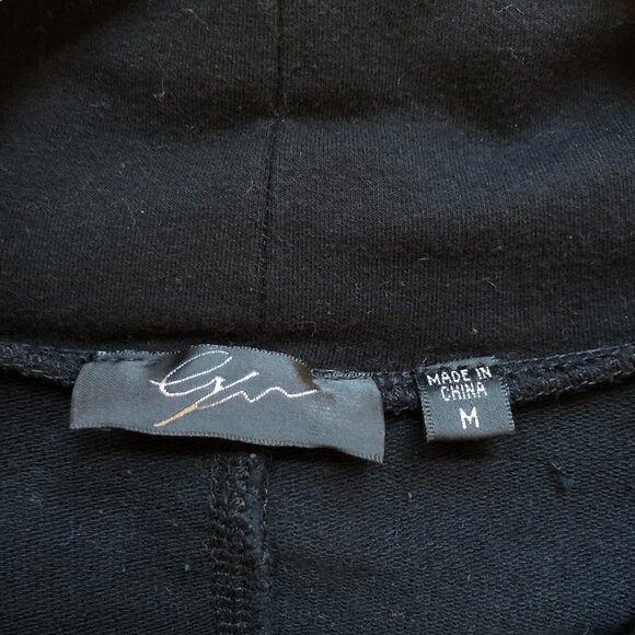 Lyn by Cyrus Stretch Black Mock Neck Sweatshirt - Picture 5 of 6